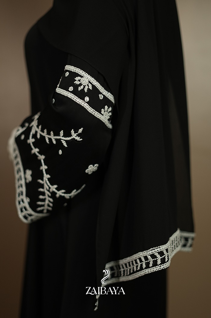 Crystal Snow Abaya
